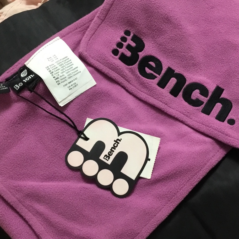 Bench Winter Scarf New